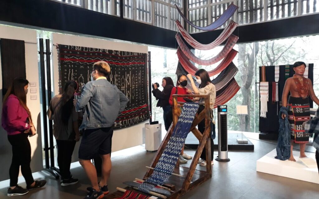people admiring the displays at Museo Kordilyera Baguio